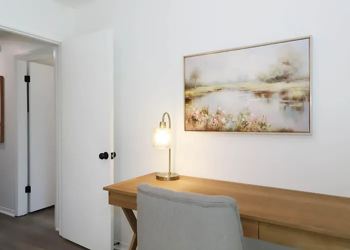 Cozy 3-bedroom, Centrally Located Pensacola